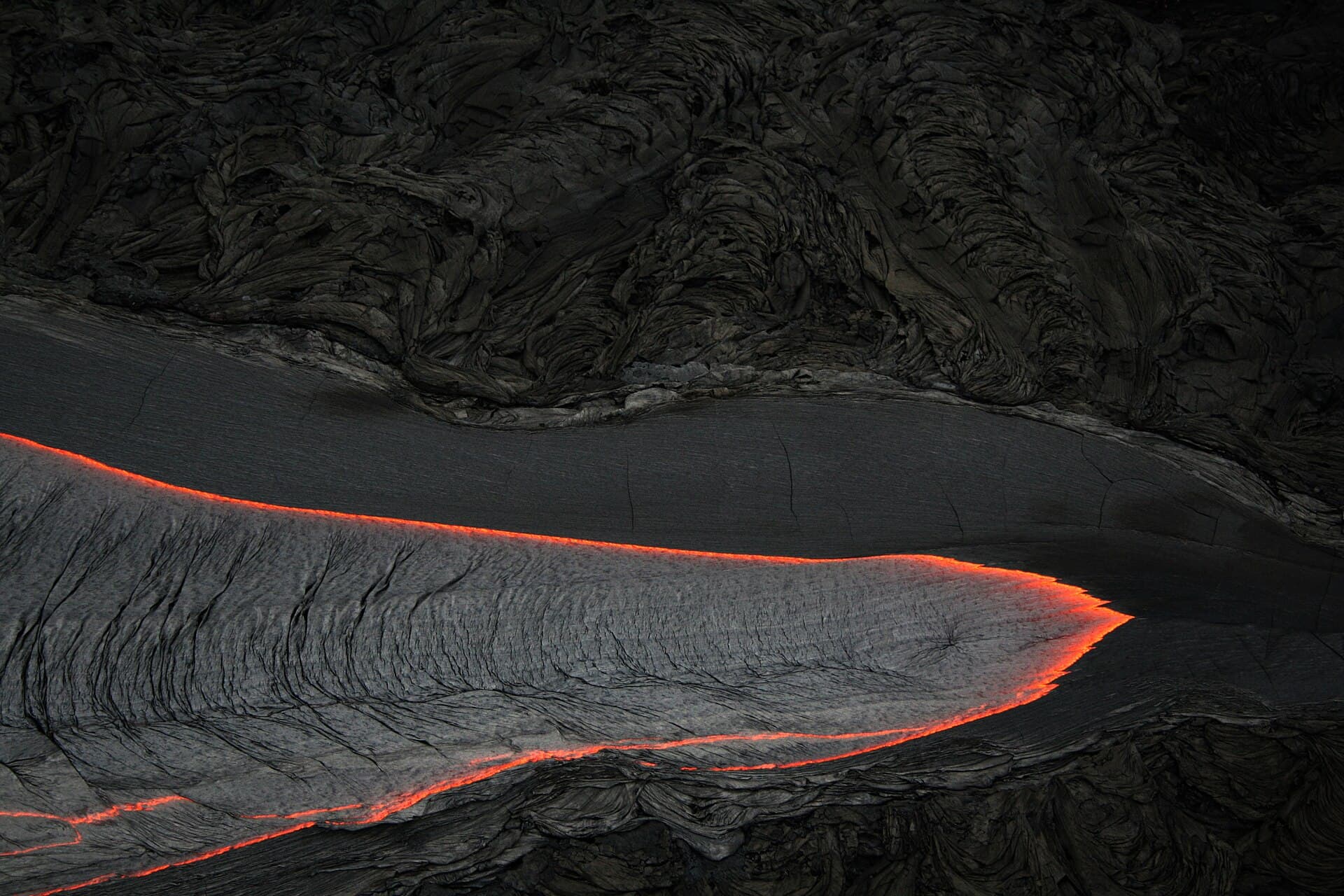 La Terre, boule de feu